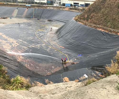 崇礼废水池清理
